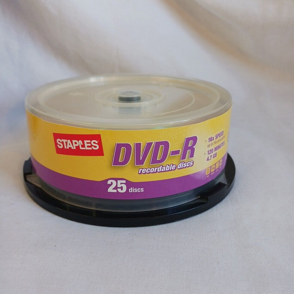 Staples 24-Pack Blank DVD+R Discs 16x Speed 4.7 GB 120 Min Spindle